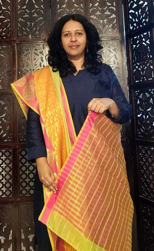 DUPATTA WITH A PALLU (lemon yellow with a pink border)